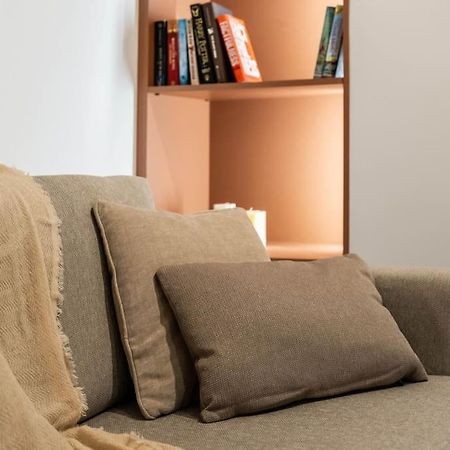 Delightful Sense 2Bd Apt In Kolonaki 7 Min To Metro 雅典 外观 照片