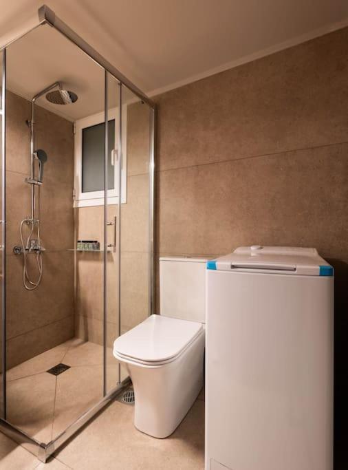 Delightful Sense 2Bd Apt In Kolonaki 7 Min To Metro 雅典 外观 照片